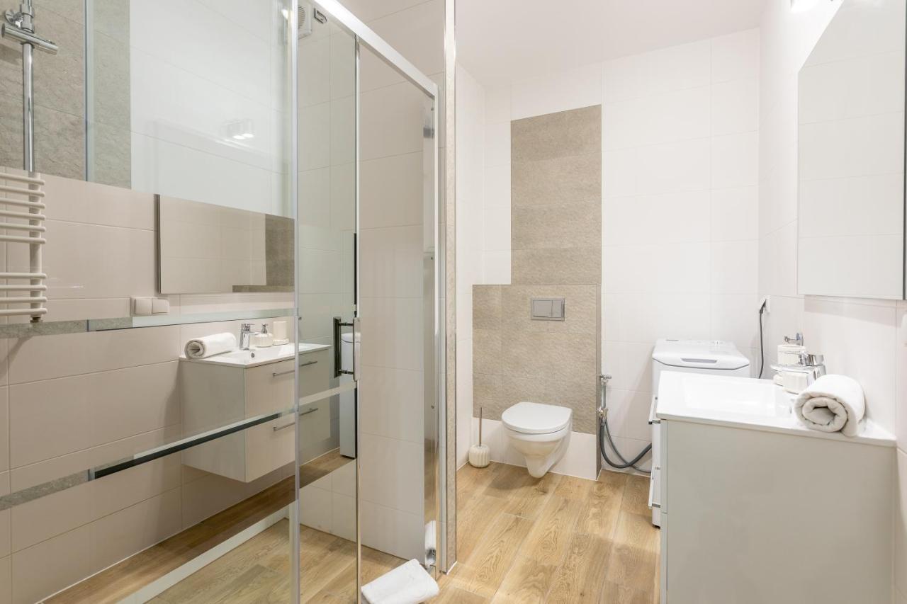 Ambria Centrum Apartment *